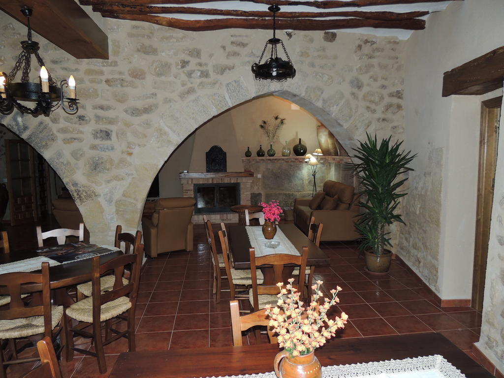Las Bodegas Del Gilo Valdealgorfa Εξωτερικό φωτογραφία